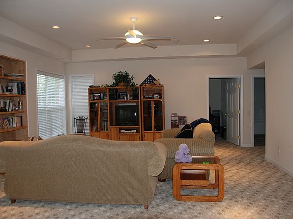 5th image of 817 Grand Provincial Ave