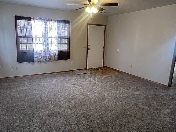5th image of 120 N Woodlawn