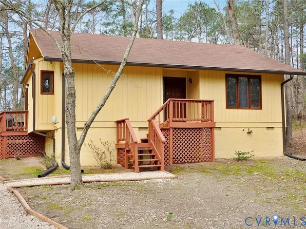 3100 Spreading Oak Rd, Midlothian, VA 23112