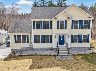 110 Middle Rd, Deerfield, NH 03037