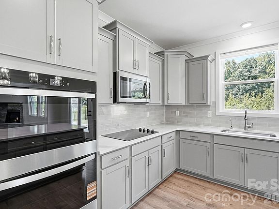 5th image of 1060 Merganser Way