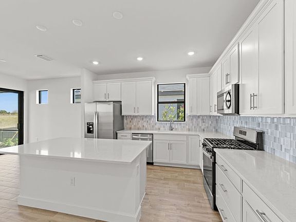 Kitchen with large center island