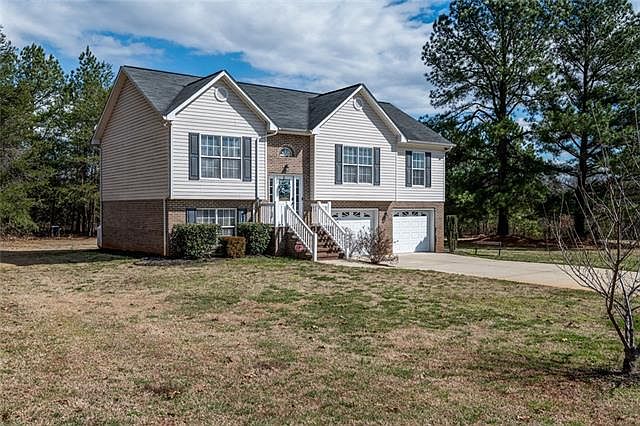 1st image of 4400 Granfloral Dr