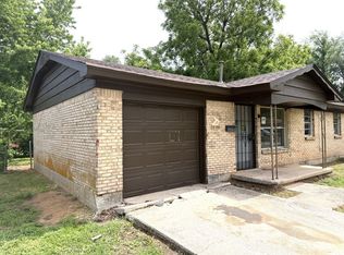 1500 McDonald Dr, Midwest City, OK 73130
