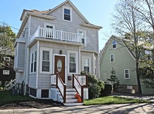 551 Pleasant St, Winthrop, MA 02152