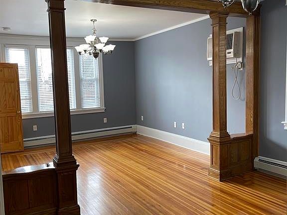 3rd image of 522 37th St #2