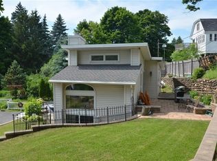 5 Robincroft Rd, Syracuse, NY 13203