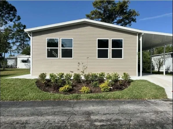 Pinecrest Plan, Carriage Cove