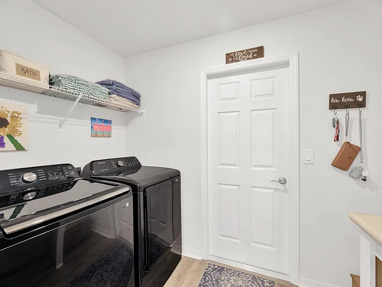 1072 Aruba Ave — Photo 27