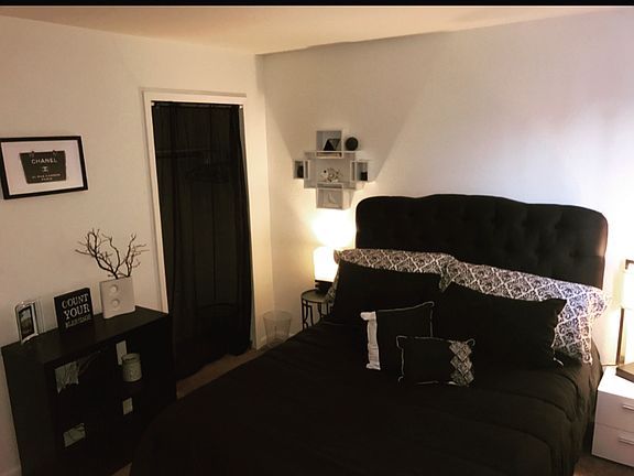 3rd image of 2680 Tanglewood Dr
