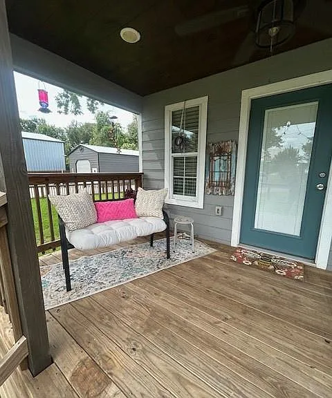 3020 Calhoun St — Photo 11
