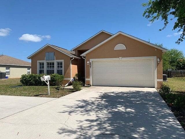 1st image of 237 NW Bayshore Boulevard