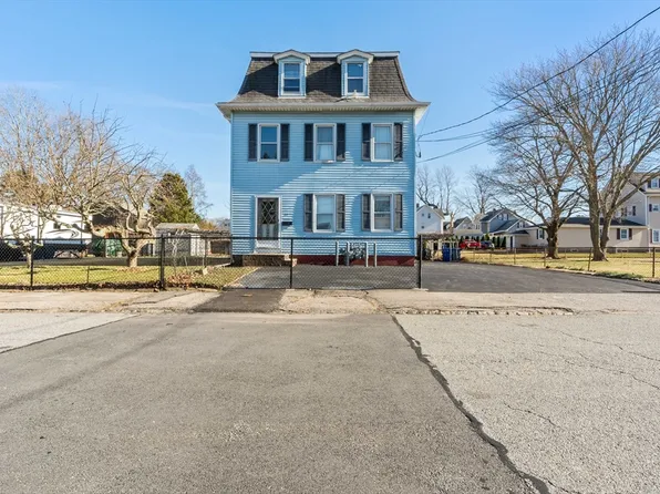72 Wales St, Taunton, MA 02780