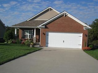 142 Westwoods Dr, Georgetown, KY 40324
