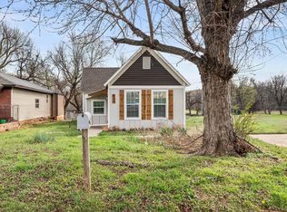 411 W Springer Ave, Guthrie, OK 73044
