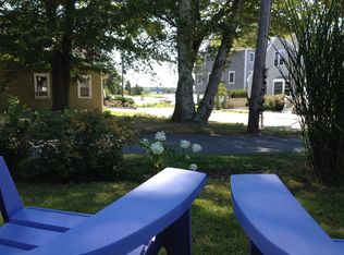 7 Cottage St, Dartmouth, MA 02748