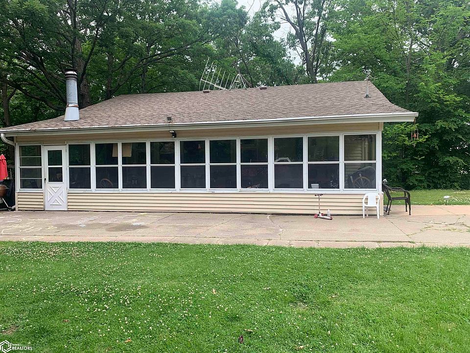 2nd image of 2805 Yoder Dr