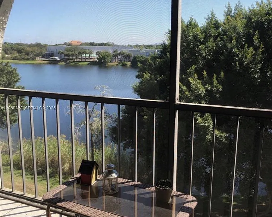 3300 Spanish Moss Ter #412