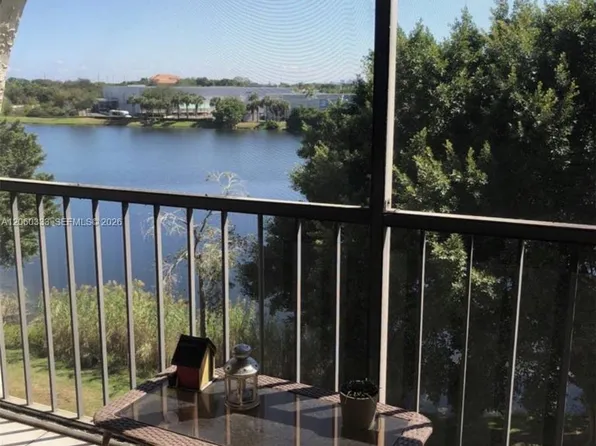 3300 Spanish Moss Ter, Fort Lauderdale, FL