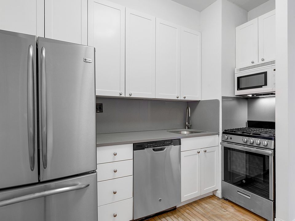 1st image of 121 Madison Ave APT 10h