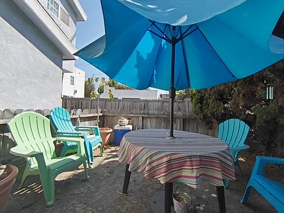 Play and picnic area