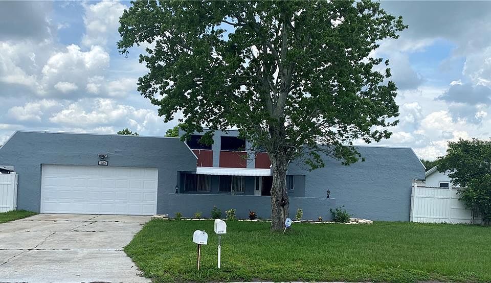 1st image of 129 Ivy Dr