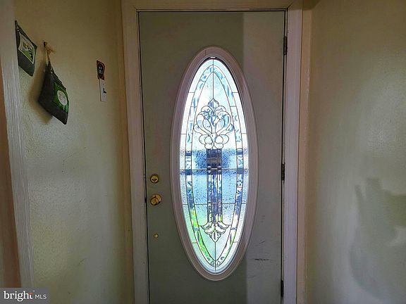 2nd image of 7326 Limekiln Pike