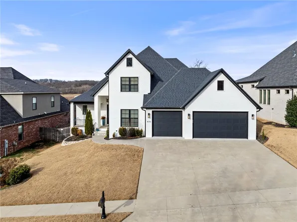 4711 S Inglewood Rd, Rogers, AR 72758