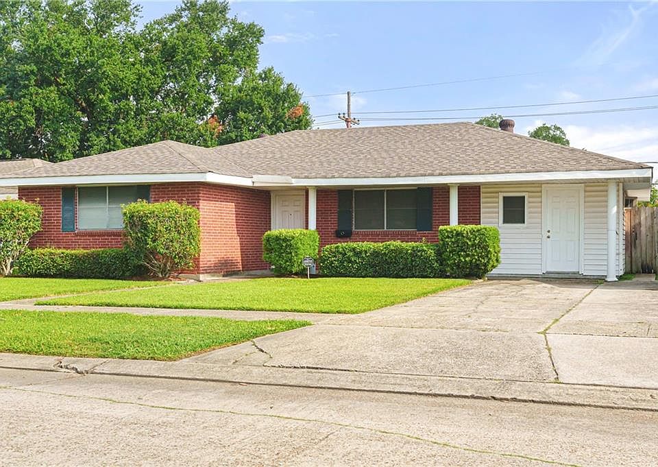 1st image of 1945 Green Oaks Dr