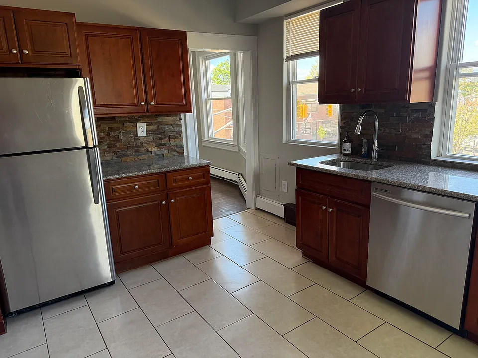 252 Boulevard #2