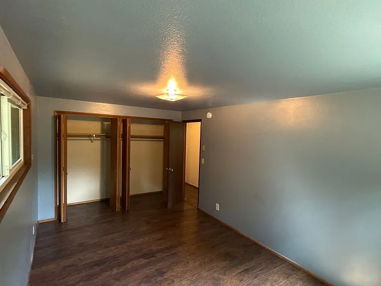 2435 City View St — Photo 23