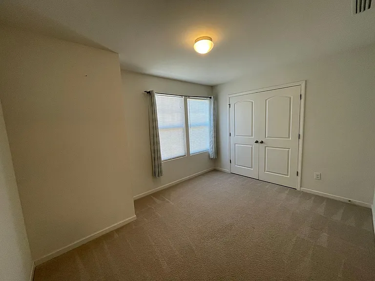 3654 Creekside Dr — Photo 13