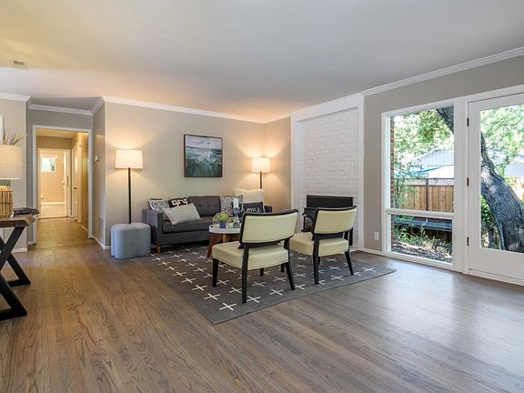 3rd image of 1007 Maywood Dr