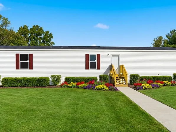 469 Villa Dr, Kernersville, NC 27284