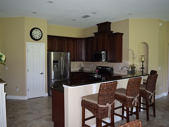 5th image of 1229 Garrison Dr