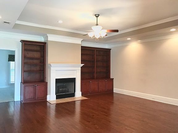 2nd image of 3883 Orchard Way