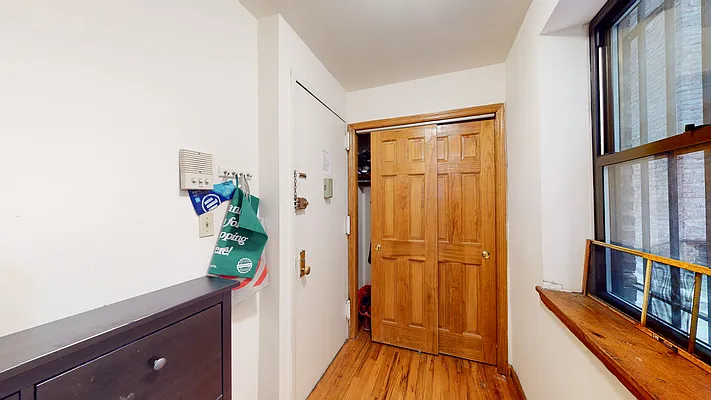 Rented by Oxford Property Group | media 10