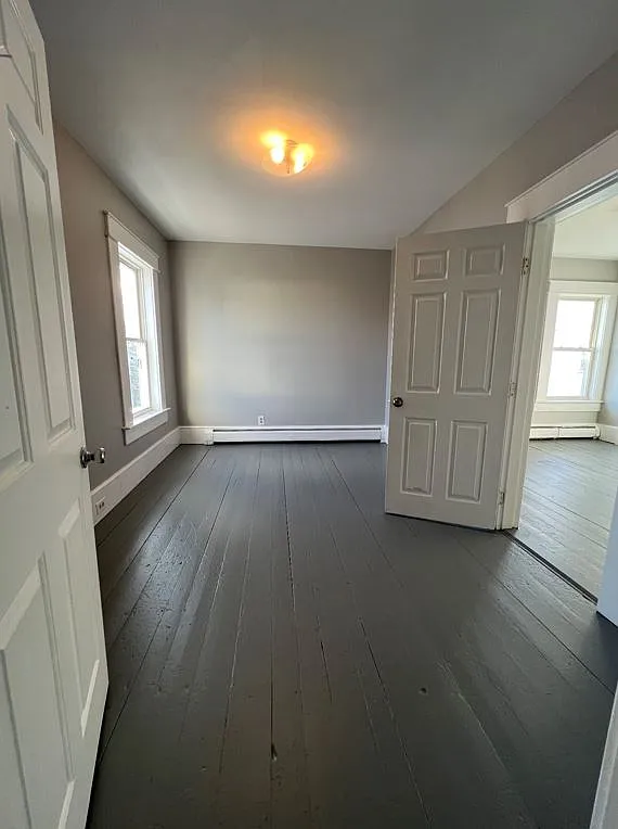 3 bed, $1,700 — Photo 3
