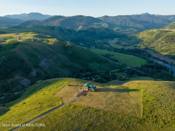 7555 S Squaw Creek Rd, Jackson, WY 83001