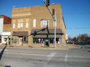 100 W North Ave, Flora, IL 62839