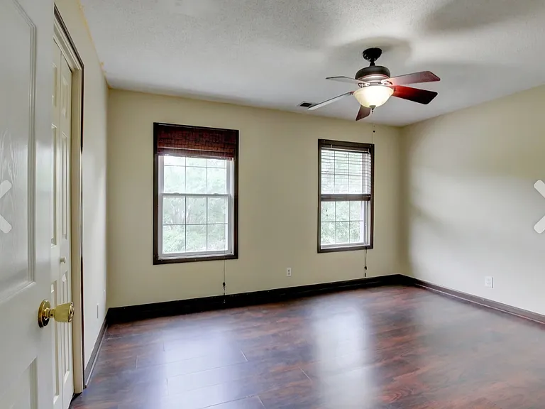 2676 Elkmont Dr — Photo 4