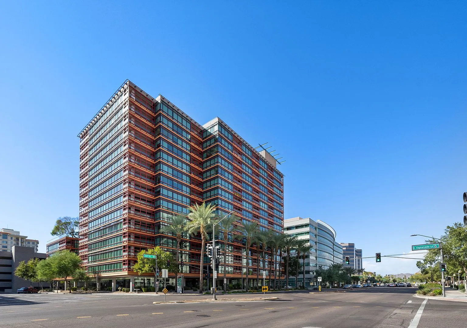 Luxury Living at The Optima — Photo 1