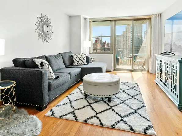 301 East 79th Street 21P image 1 of 10