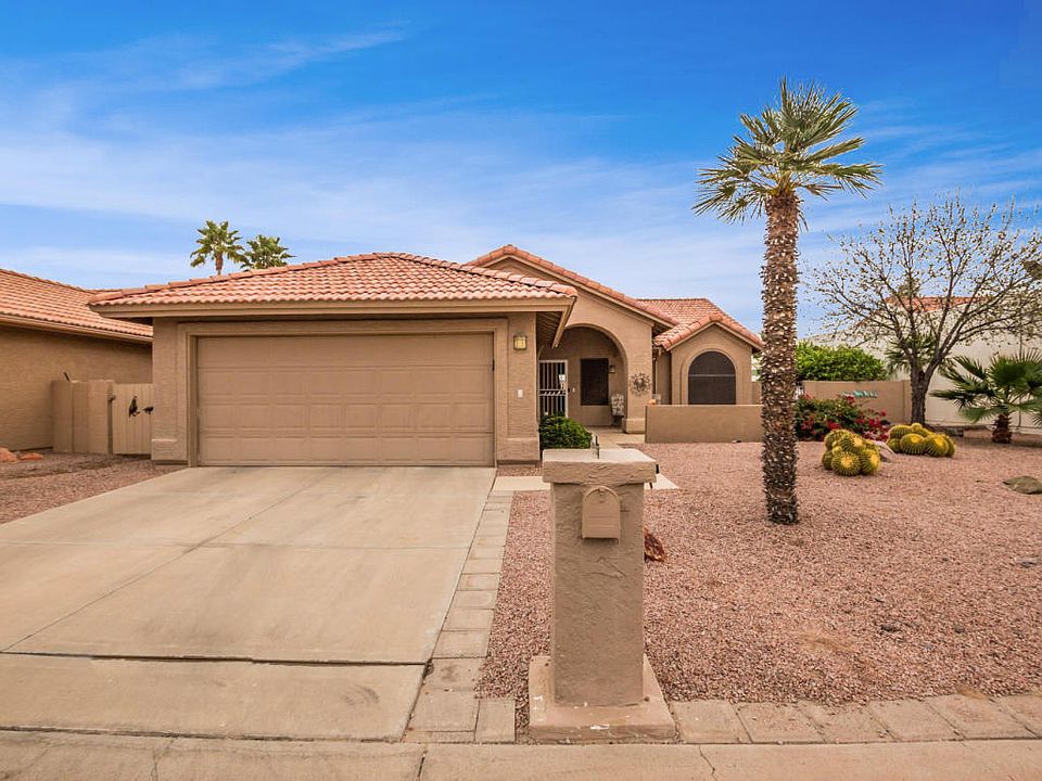1st image of 25609 S Flame Tree Dr