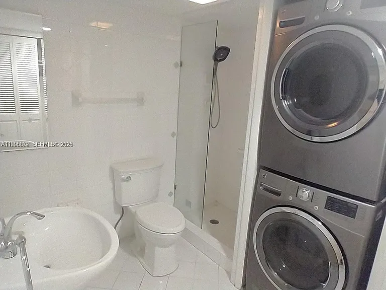 6039 Collins Ave #407 — Photo 11
