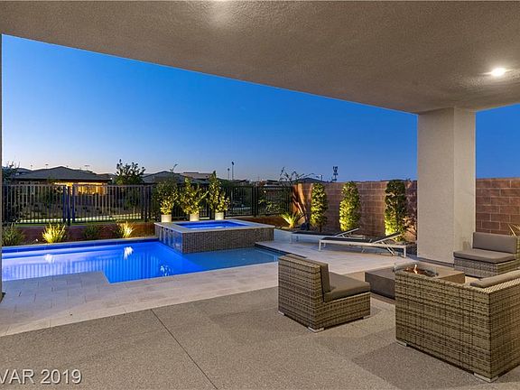 5th image of 10262 Jade Gardens Dr