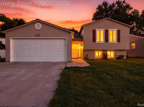 42120 Ridge Rd W, Novi, MI 48375