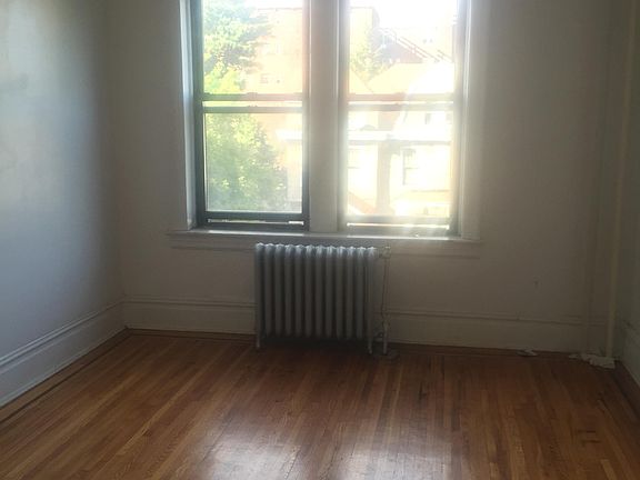 4th image of 93 Fairview Ave APT C1