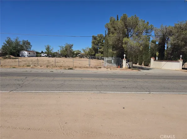 7420 3rd Ave, Hesperia, CA 92345