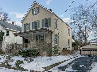 36 Jonesdale Ave, Metuchen, NJ 08840